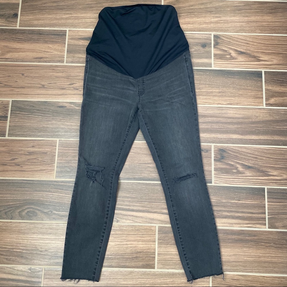 Madewell Over-the-Belly Maternity Jeans in Black Sea 27